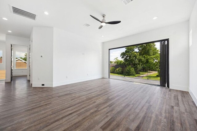 3379 Tampa St, Houston, TX 77021 - unfurnished room with wood finished floors, a ceiling fan, baseboards, and recessed lighting