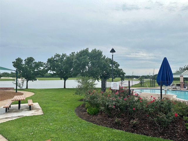 5035 Chappel Hill Dr, Missouri City, TX 77459 - view of community featuring a swimming pool