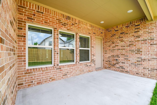 6718 Utah St, Houston, TX 77091 - view of patio / terrace