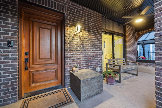 542 Arlington St, Houston, TX 77007 - entrance to property featuring brick siding and covered porch