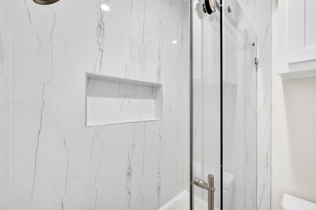 8022 Yoe St, Houston, TX 77078 - bathroom view of toilet
