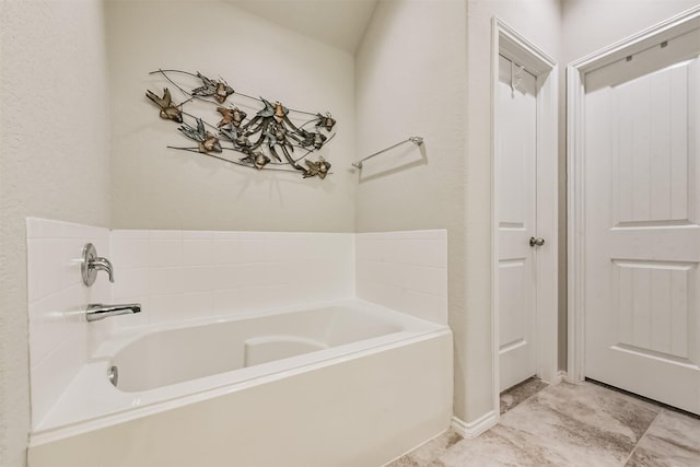 21579 Spear Valley Ln, Porter, TX 77365 - bathroom featuring a garden tub