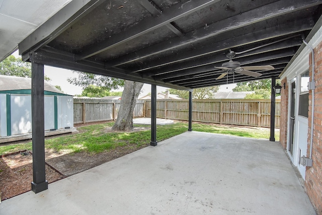1102 Ashdale Dr, Sugar Land, TX 77498 - fenced backyard with a patio and a ceiling fan