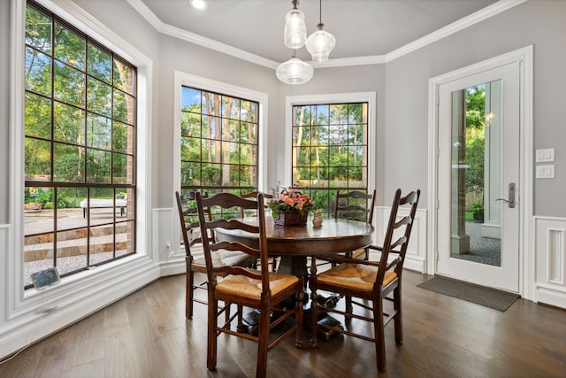 1714 Chestnut Grove Ln, Houston, TX 77345 - dining room with dark wood-style floors, ornamental molding, recessed lighting, and wainscoting