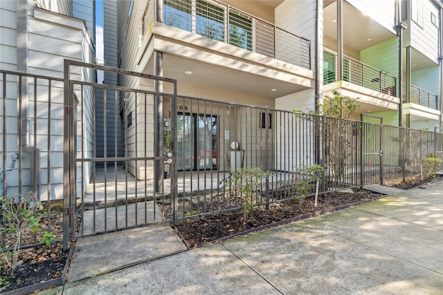 2809 St Emanuel St, Houston, TX 77004 - doorway to property with a gate