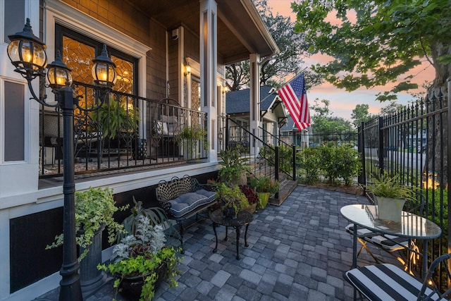 414 E 28th St, Houston, TX 77008 - view of porch
