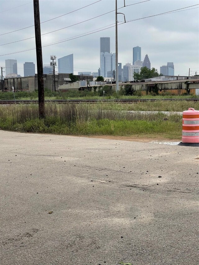 1810 Chase St, Houston, TX 77026