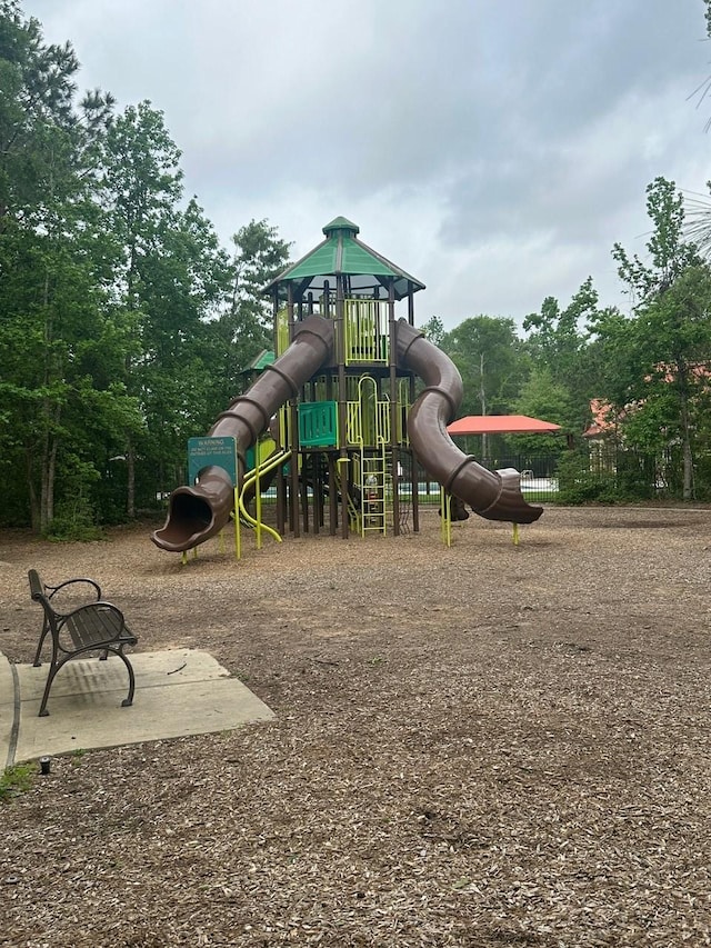 19236 Yellow Chestnut Ln, New Caney, TX 77357 - view of communal playground