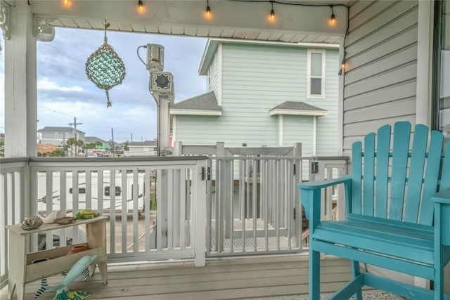 22113 Matagorda Dr, Galveston, TX 77554 - view of deck