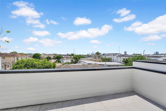 5439 Darling St, Houston, TX 77007 - balcony with a residential view