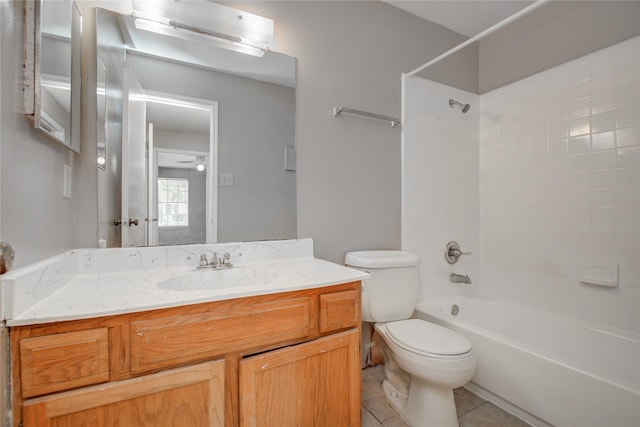 9700 Leawood Blvd Unit 7/16, Houston, TX 77099 - bathroom featuring vanity, toilet, shower / washtub combination, and tile patterned flooring