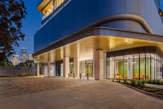 1711 Allen Pkwy Unit 3401, Houston, TX 77019 - view of entrance to property
