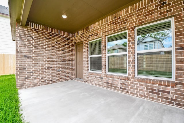 6710 Utah St, Houston, TX 77091 - view of patio / terrace