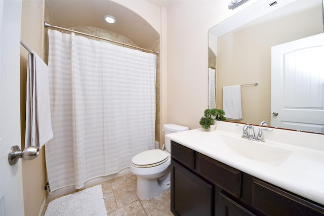 13906 Mowbray Ct, Richmond, TX 77407 - bathroom with vanity, toilet, and a shower with curtain
