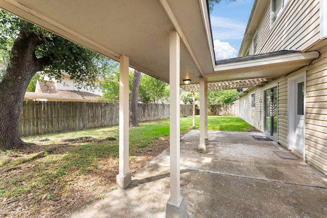 4807 Wind Chimes Dr, Houston, TX 77066 - view of patio / terrace