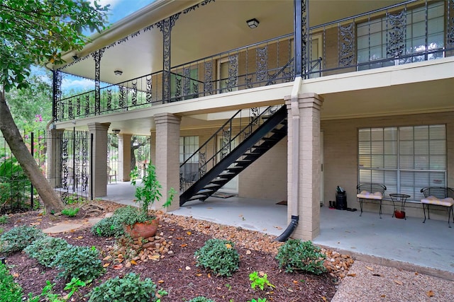 11550 Chimney Rock Rd Unit 324, Houston, TX 77035 - property entrance with a patio area