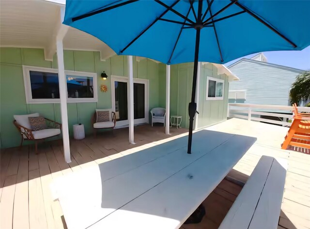 22201 Matagorda Dr, Galveston, TX 77554 - deck featuring a patio