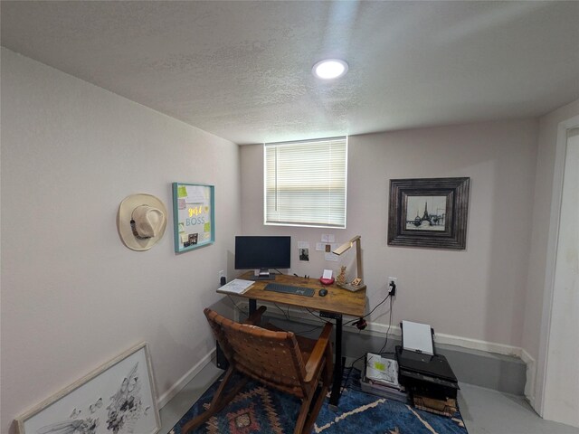 1513 47th St, Galveston, TX 77551 - office featuring baseboards and a textured ceiling