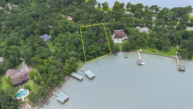 20408 Doral Dr, Huntsville, TX 77320