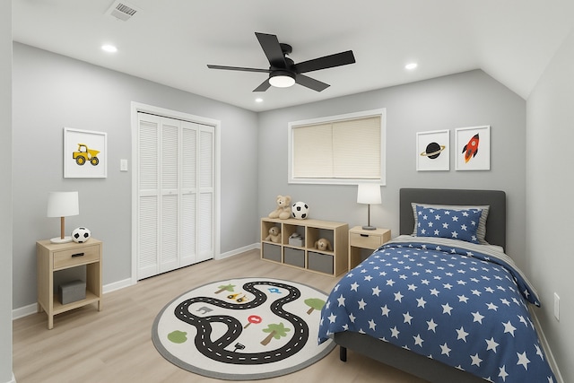 1509 Chestnut Ln, Richmond, TX 77469 - bedroom featuring wood finished floors, a closet, recessed lighting, and ceiling fan