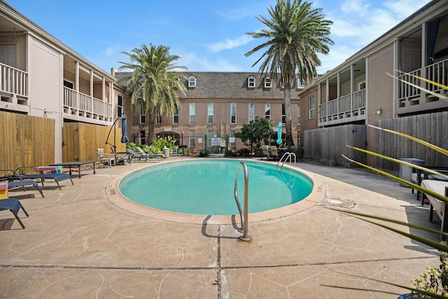 215 Postoffice St Unit 508, Galveston, TX 77550 - community pool with a patio