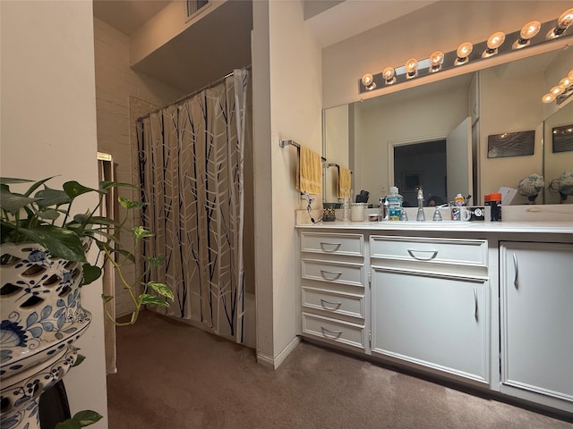 4703 Yoakum Blvd, Houston, TX 77006 - full bathroom featuring vanity and shower / tub combo