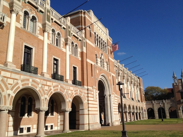 501 Avondale St, Houston, TX 77006 - view of building exterior