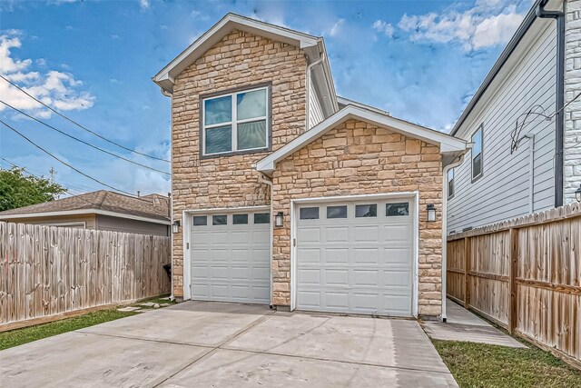 503 E 40th 1/2 St Unit A, Houston, TX 77022 - garage featuring driveway