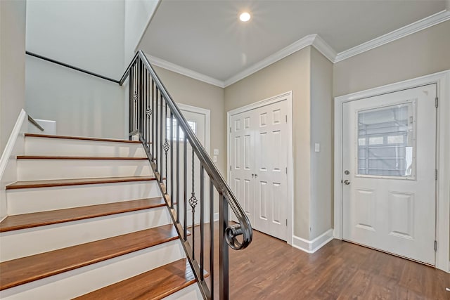 503 E 40th 1/2 St Unit A, Houston, TX 77022 - entryway featuring wood finished floors, crown molding, stairway, baseboards, and recessed lighting