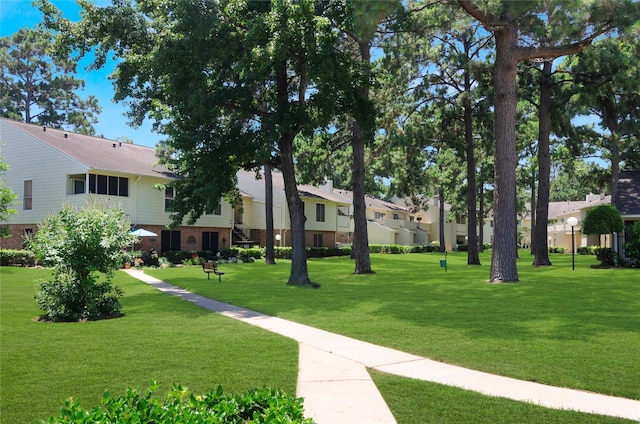 14515 N Wunderlich Dr Unit 315, Houston, TX 77069 - view of community with a yard and a residential view