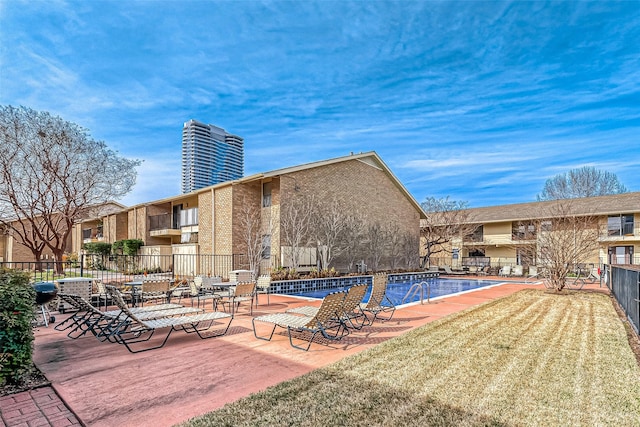 3131 Cummins St Unit 11, Houston, TX 77027 - community pool featuring a patio area