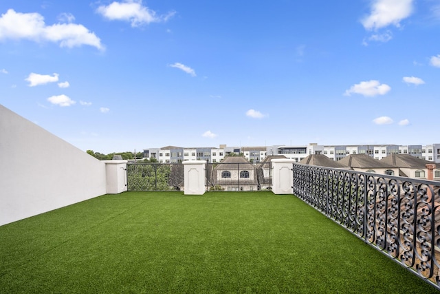 5420 Mcculloch Cir, Houston, TX 77056 - view of green lawn featuring a residential view