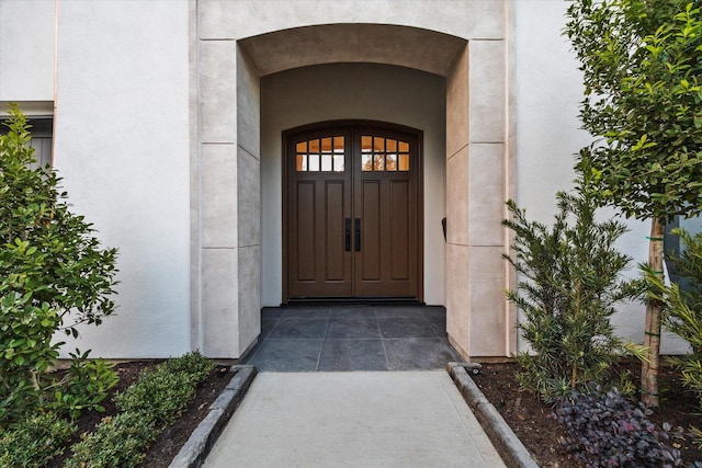 1314 Richelieu Ln, Houston, TX 77018 - entrance to property with stucco siding