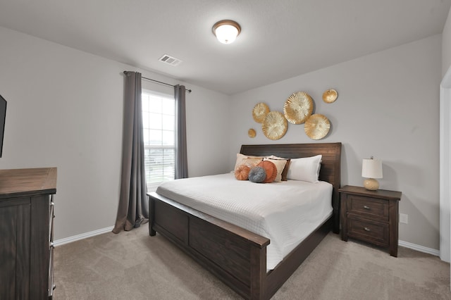 17413 Turtleweed Ln, Conroe, TX 77385 - bedroom featuring light carpet and baseboards