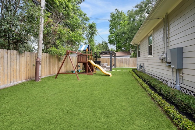 2218 Gardenia Dr, Houston, TX 77018 - view of yard featuring a playground