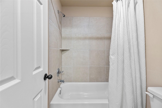 399 Black Walnut Dr, Conroe, TX 77304 - full bathroom featuring shower / tub combo and toilet
