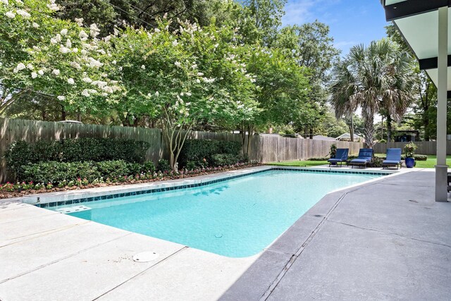 1240 Oakcrest Cir, Beaumont, TX 77706 - view of pool with a fenced backyard and a patio area