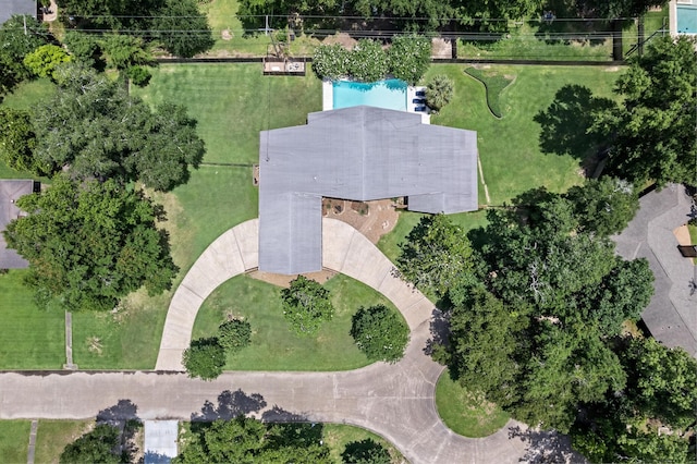 1240 Oakcrest Cir, Beaumont, TX 77706 - view of property location featuring a pool