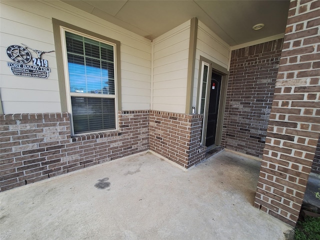 2419 Fort Baldy Trl, Humble, TX 77396 - view of porch