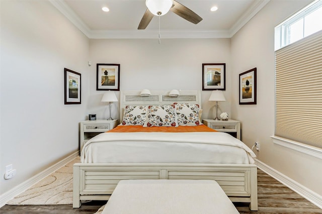 321 Twin Timbers Ln, Kemah, TX 77565 - bedroom featuring wood finished floors, baseboards, crown molding, ceiling fan, and recessed lighting