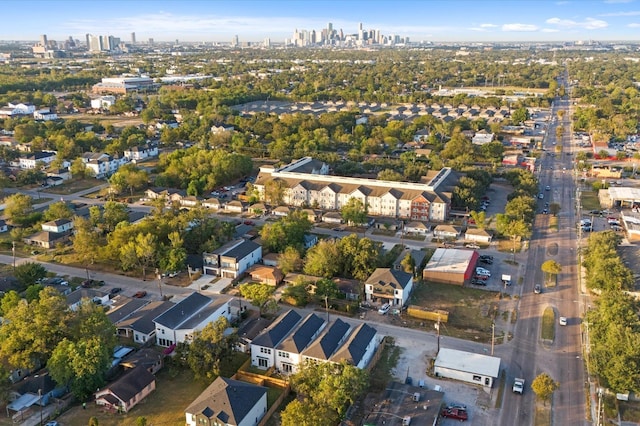 3848 Seabrook St, Houston, TX 77021 - aerial overview of property's location with city skyline