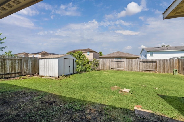 5002 Manor Stone Ln, Rosenberg, TX 77469 - view of yard