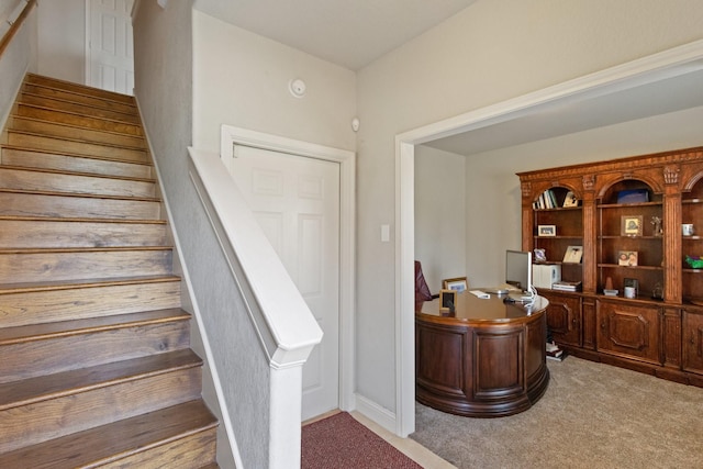 620 Cathedral Sq, Beaumont, TX 77701 - staircase featuring carpet
