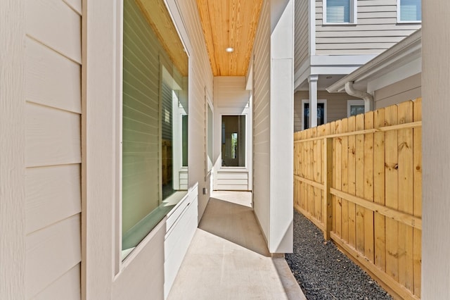 322 Aurora St, Houston, TX 77008 - view of property entrance