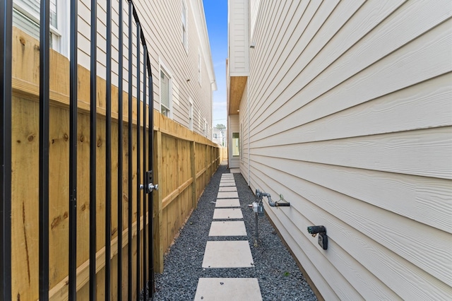 322 Aurora St, Houston, TX 77008 - view of home's exterior