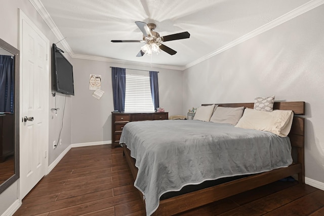 7162 Crownwest St Unit 7162, Houston, TX 77072 - bedroom featuring wood-type flooring, crown molding, baseboards, and ceiling fan