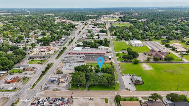 916 E James St, Baytown, TX 77520 - aerial view