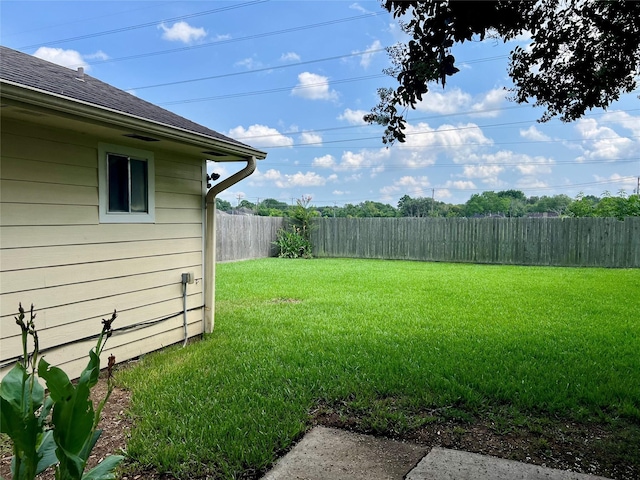 2503 Ironclad Dr, League City, TX 77573 - view of yard