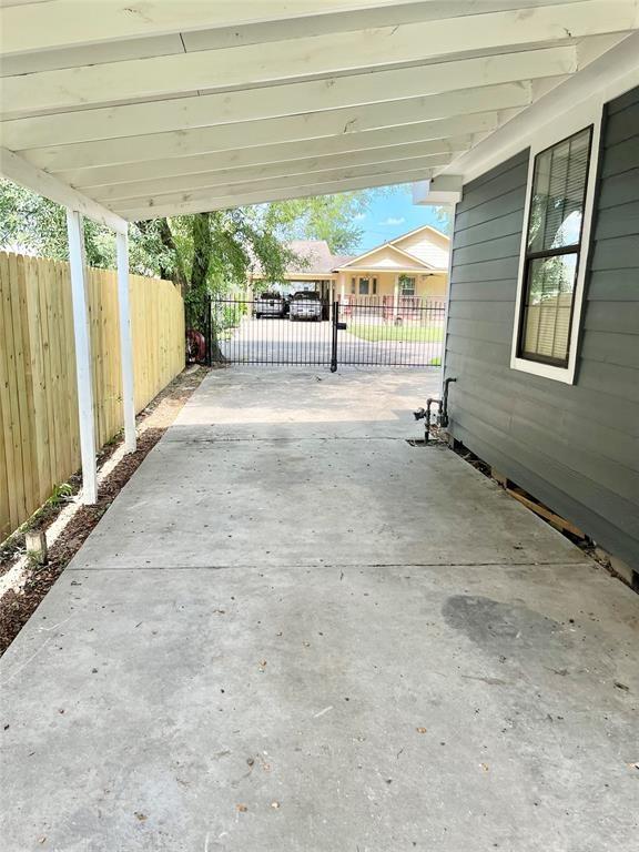1102 14th St, Galena Park, TX 77547 - photo 13