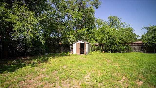 205 Mesa Dr, Gatesville, TX 76528 - view of yard